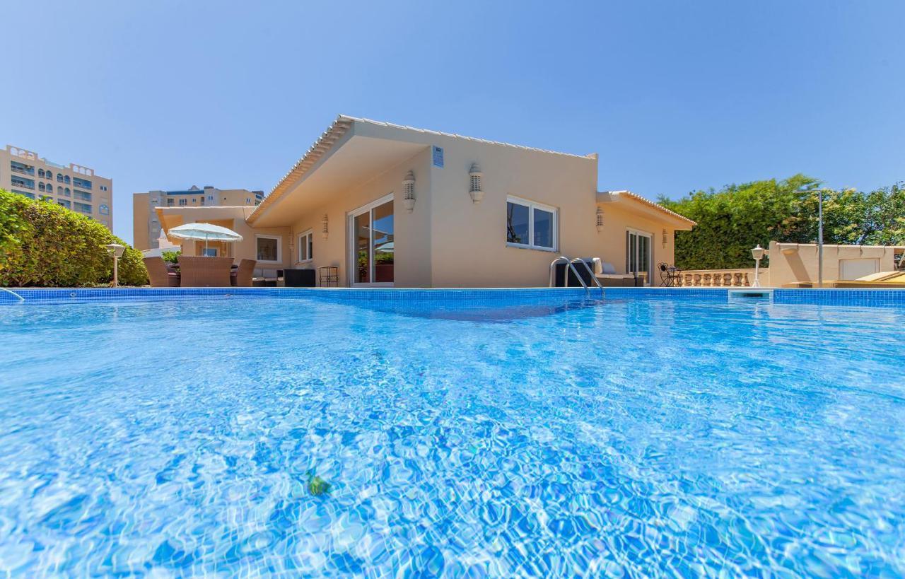 N - Astonishing Bay View Guesthouse 라고스 외부 사진